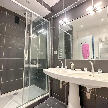 Flexliving - - Ternes * Paryż